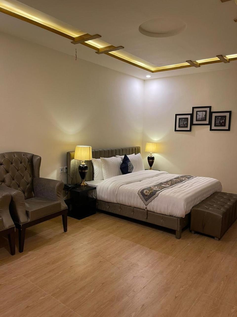 The Corporate Lodges Hotel Saidu Sharif Екстер'єр фото