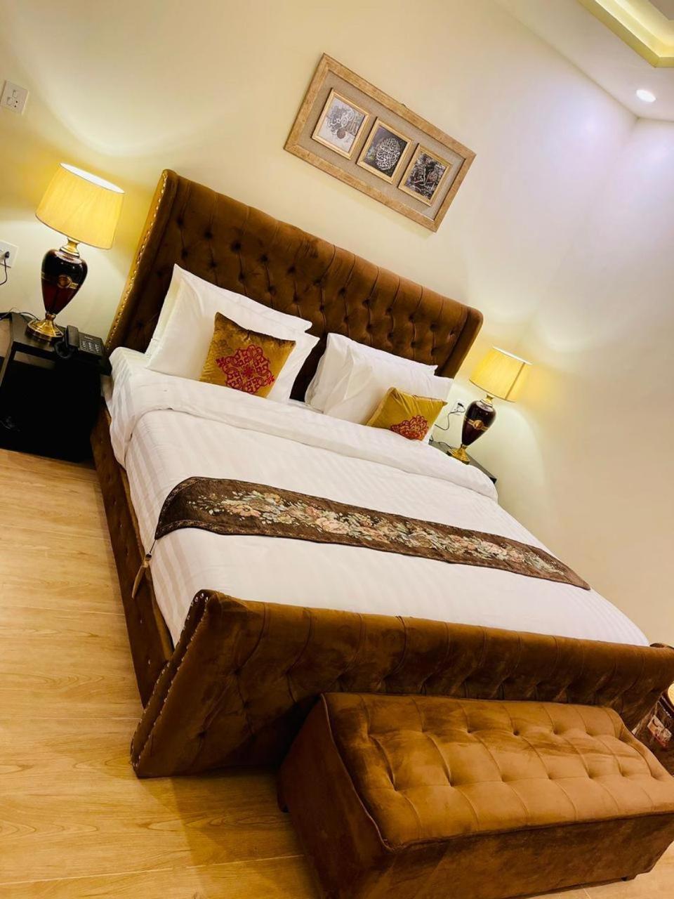 The Corporate Lodges Hotel Saidu Sharif Екстер'єр фото